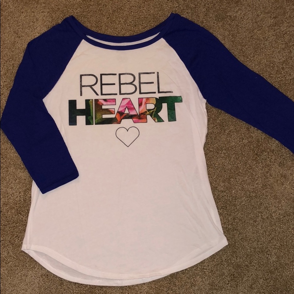 American Eagle 3/4 Sleeve Graphic T-Shirt